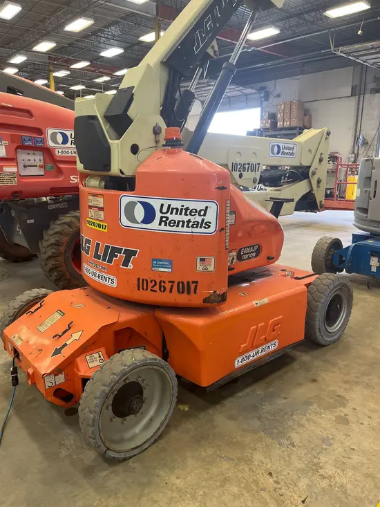 2014 JLG E400AJPN Articulating Boom Lift