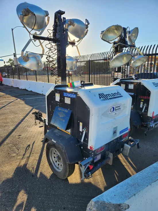 2018 Allmand NL-V Portable Work Light