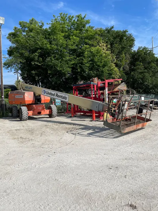 2014 JLG 800S Boom Lift