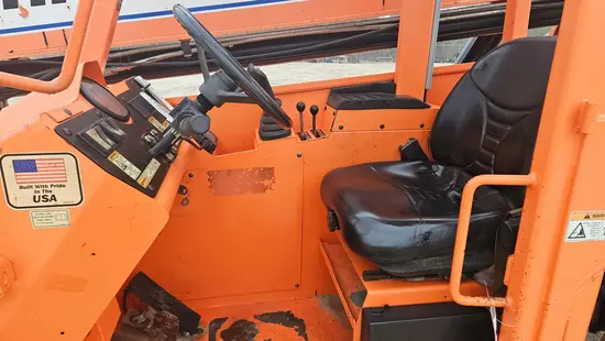 2017 SKYTRAK 6042 Forklift
