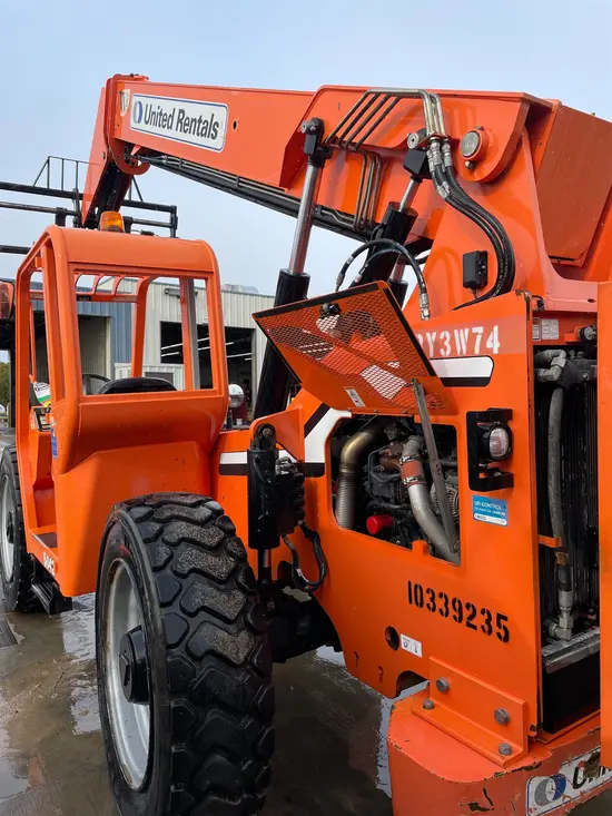 2015 SKYTRAK 6042 Forklift