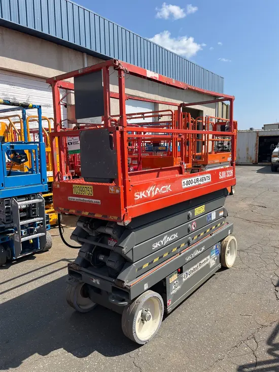 2015 Skyjack SJIII3226 Scissor Lift