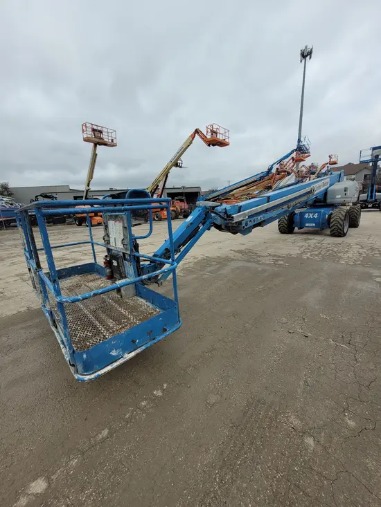 2012 Genie S-125 Boom Lift