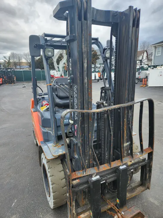 2018 Toyota 8FGU25 Warehouse Forklift