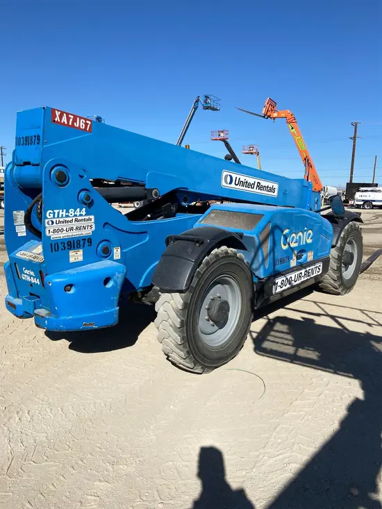 2015 Genie GTH-844 Forklift