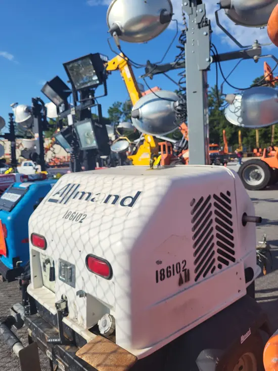 2017 Allmand NL5000 Towable Light Tower
