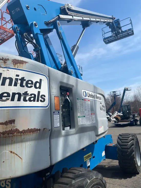 2015 Genie S-85 Boom Lift