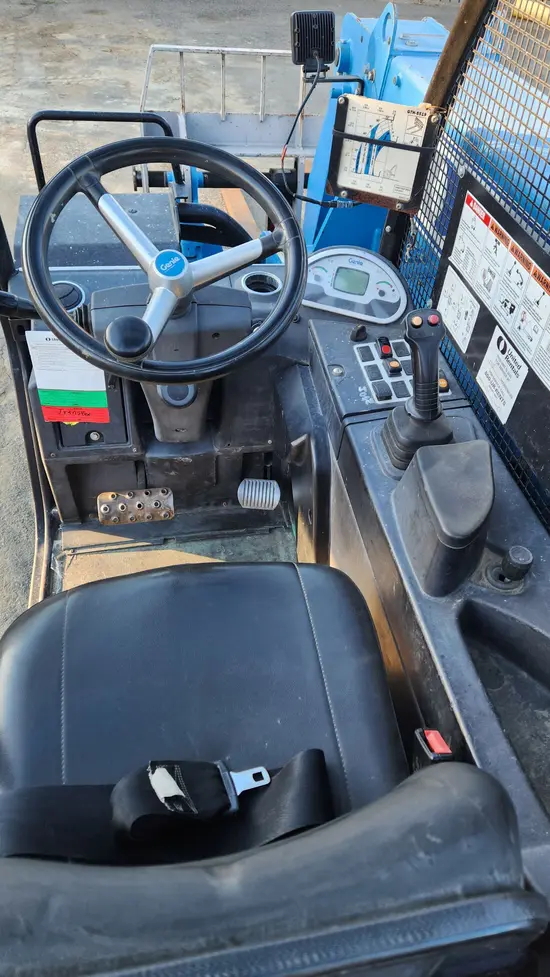 2017 Genie GTH-5519 Forklift
