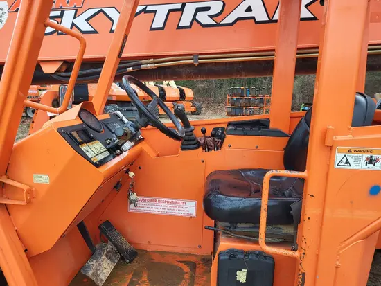 2016 SKYTRAK 10042 Forklift