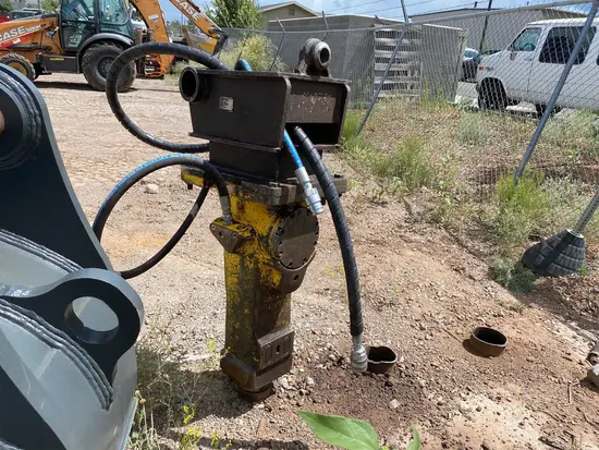 2019 Atlas Copco SB 452 Attachment