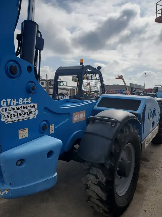 2015 Genie GTH-844 Forklift
