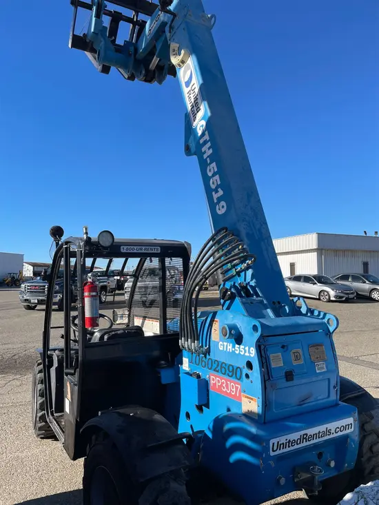 2017 Genie GTH-5519 Forklift