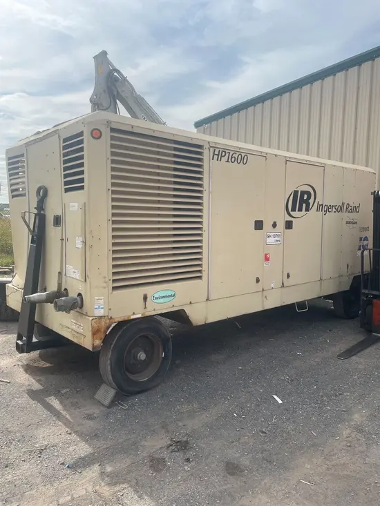 2011 Doosan HP1600WCU Air Compressor