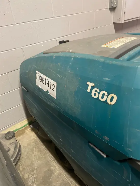 2019 Tennant T600-28 Scrubber