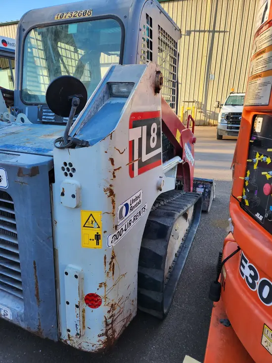2018 Takeuchi TL8CW Track Loader