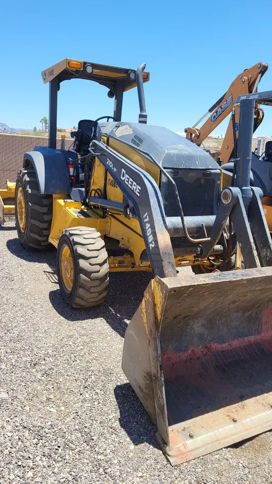 2016 John Deere 210L EP Wheel Loader