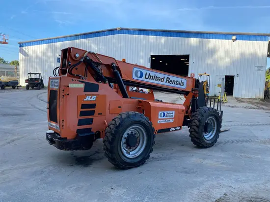 2016 SKYTRAK 6042 Forklift