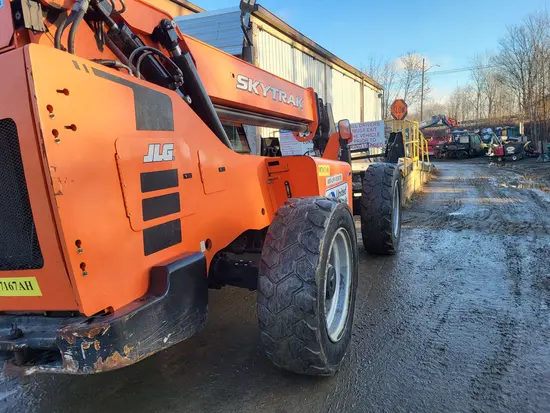 2017 SKYTRAK 10054 Forklift