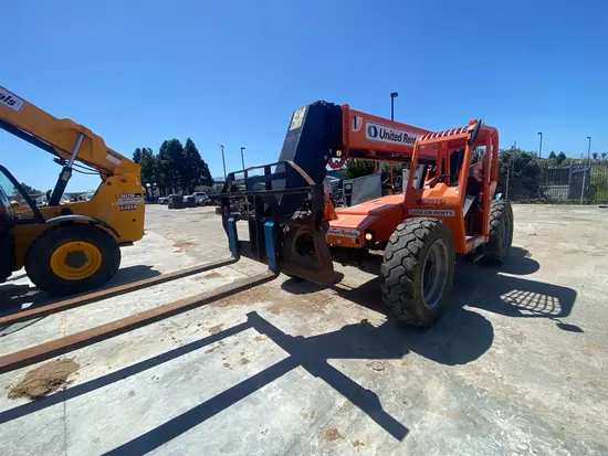 2016 JLG 8042 S Forklift
