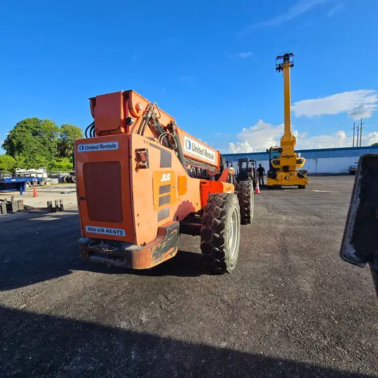 2016 SKYTRAK 10054 Forklift