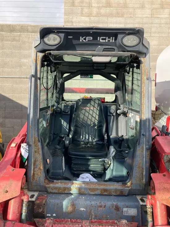 2017 Takeuchi TL10V2-CR Track Loader