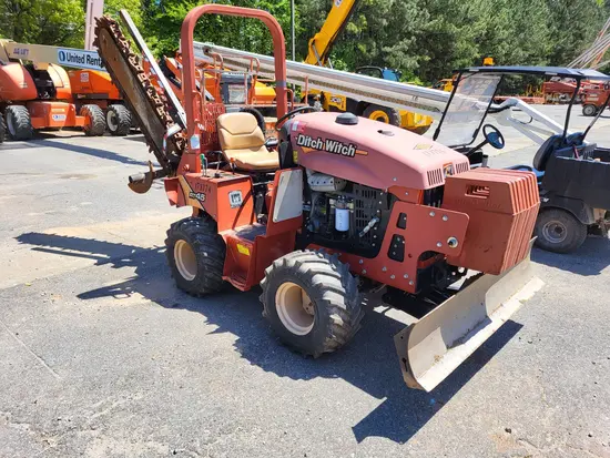 2016 Ditch Witch RT45A Ride-On Trencher