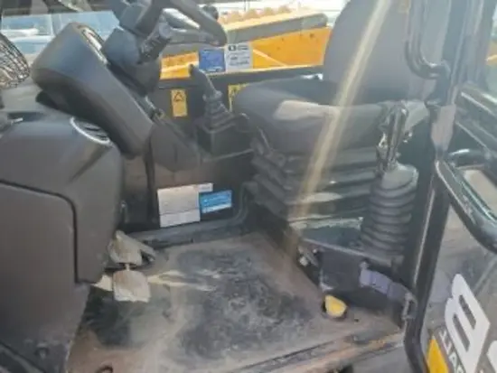 2017 JCB 507-42 Forklift