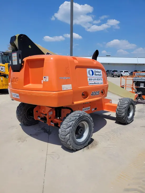 2014 JLG 400S Boom Lift