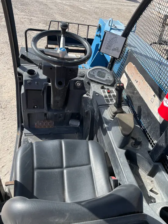 2017 Genie GTH-5519 Forklift