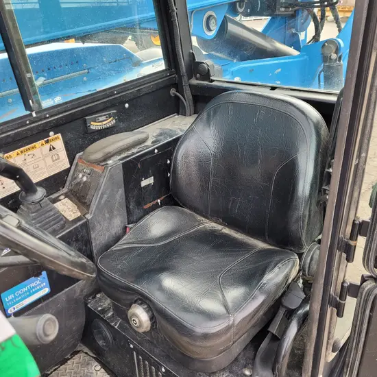 2015 Genie GTH-844 Forklift