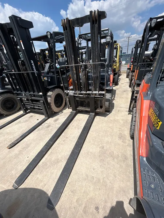 2019 Toyota 8FGU25 Warehouse Forklift