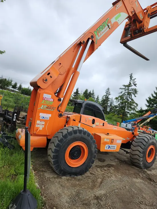 2014 XTREME XR4030 Forklift