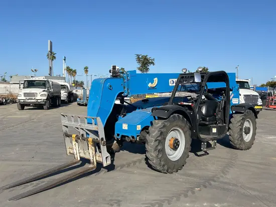 2015 Genie GTH-844 Forklift
