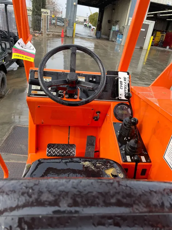 2015 SKYTRAK 6042 Forklift