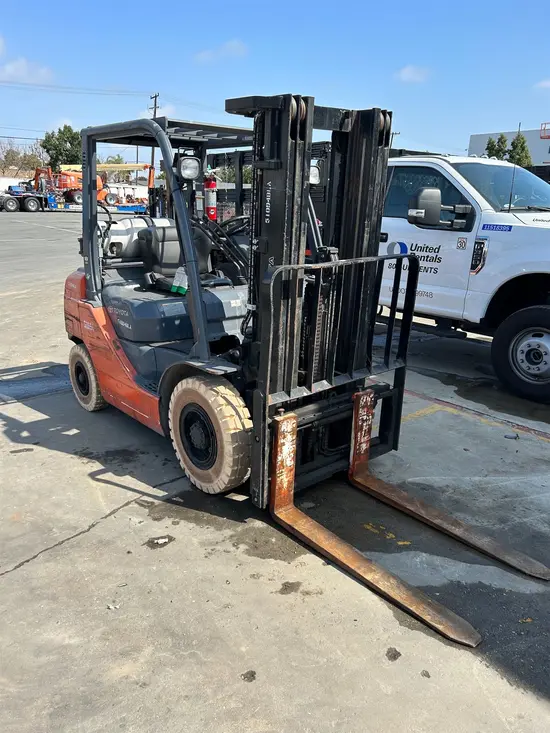 2017 Toyota 8FGU25 Warehouse Forklift