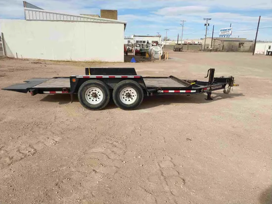 2015 Towmaster T-12DT Trailer