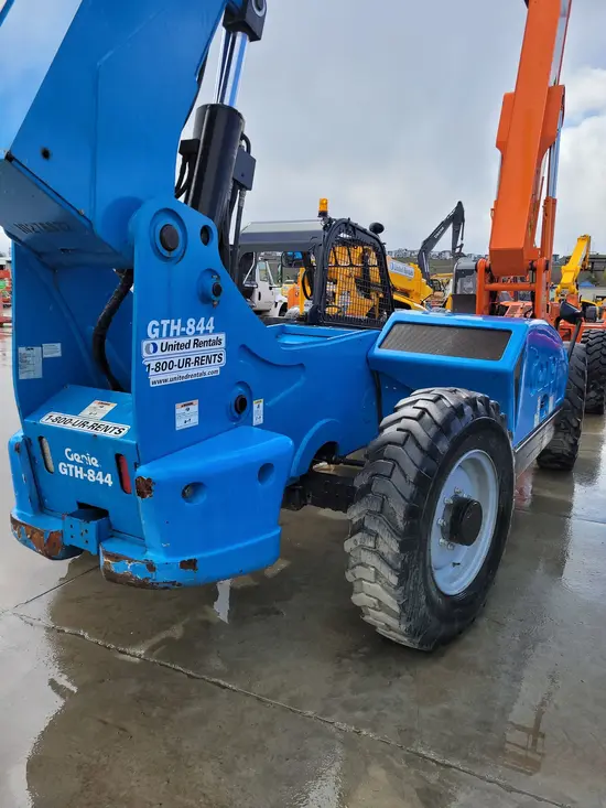 2014 Genie GTH-844 Forklift