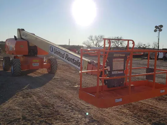 2013 JLG 800S Boom Lift