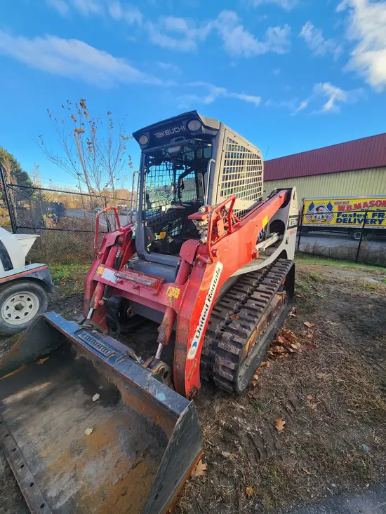 2017 Takeuchi TL12R2-CR Track Loader