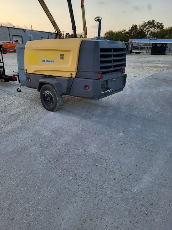 2017 Atlas Copco XAS440JD T4F Air Compressor