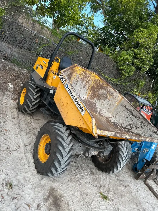 2017 JCB 6TST