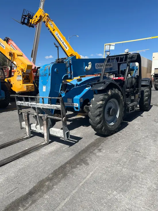 2015 Genie GTH-844 Forklift