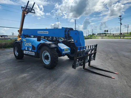 2016 Genie GTH-844 Forklift
