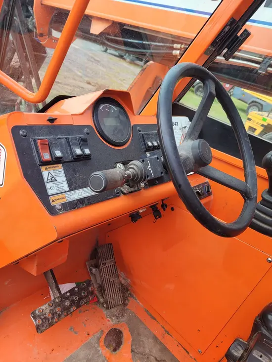 2018 SKYTRAK 6042 Forklift