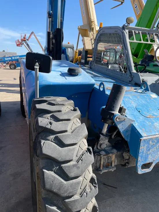 2014 Genie GTH-844 Forklift