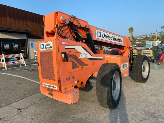 2015 SKYTRAK 6042 Forklift