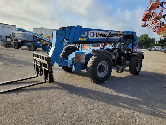 2015 Genie GTH-1056 Forklift