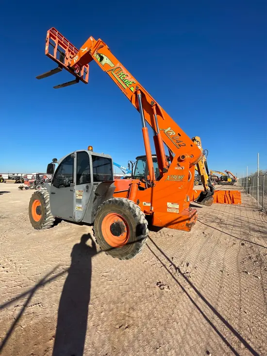2014 XTREME XR842 Forklift