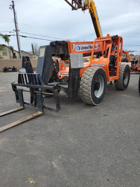 2016 SKYTRAK 10054 Forklift