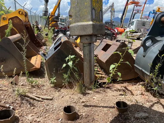 2019 Atlas Copco SB 452 Attachment